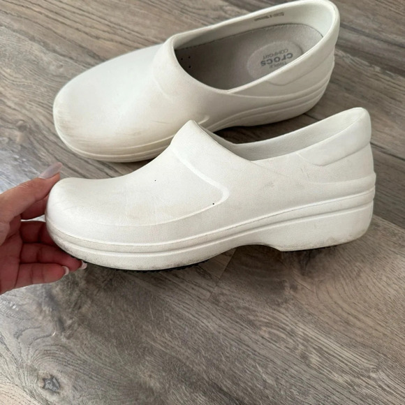 Crocs Women's Neria Pro II Slip Resistant Work Clog size 9 - Picture 2 of 9